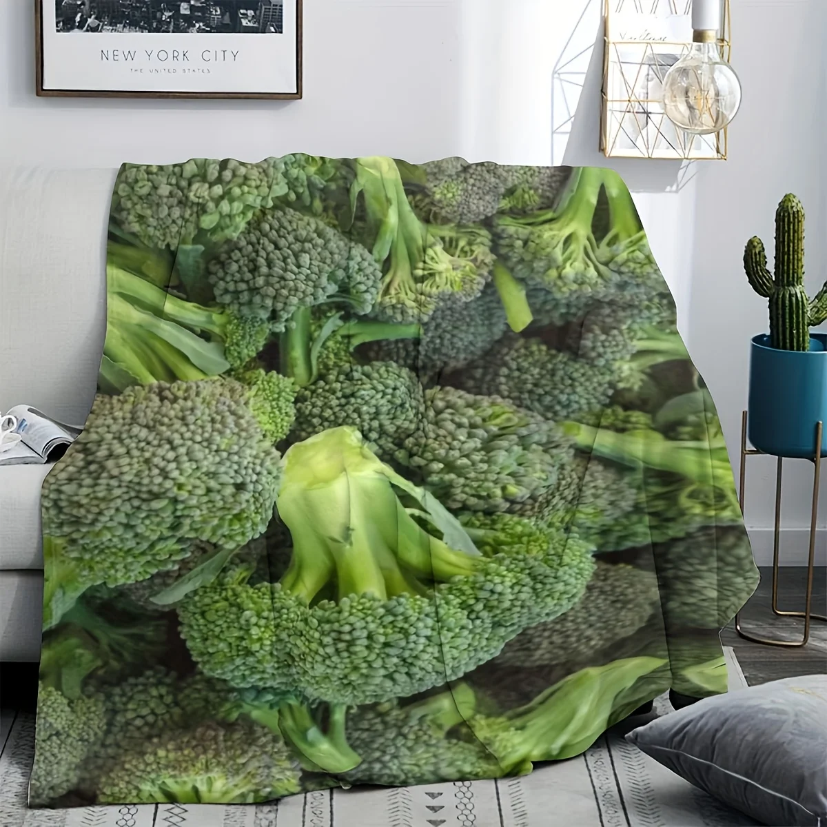 Broccoli Pattern Themed Fleece Blanket - Soft And Skin-Friendly, Providing Warmth, Suitable for Sofas, Beds, And Offices. Usable