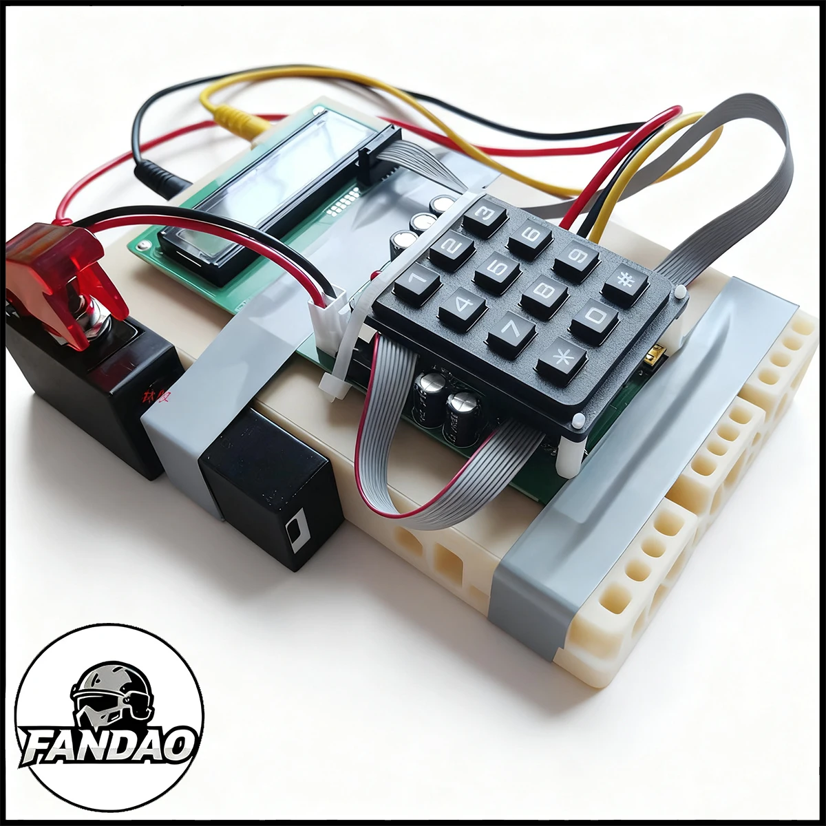 

CSGO Peripheral C4 Model Password-Settable with Sound Buttons for War Game Shooting Counter-Strike Cosplay C4 Simulation Prop