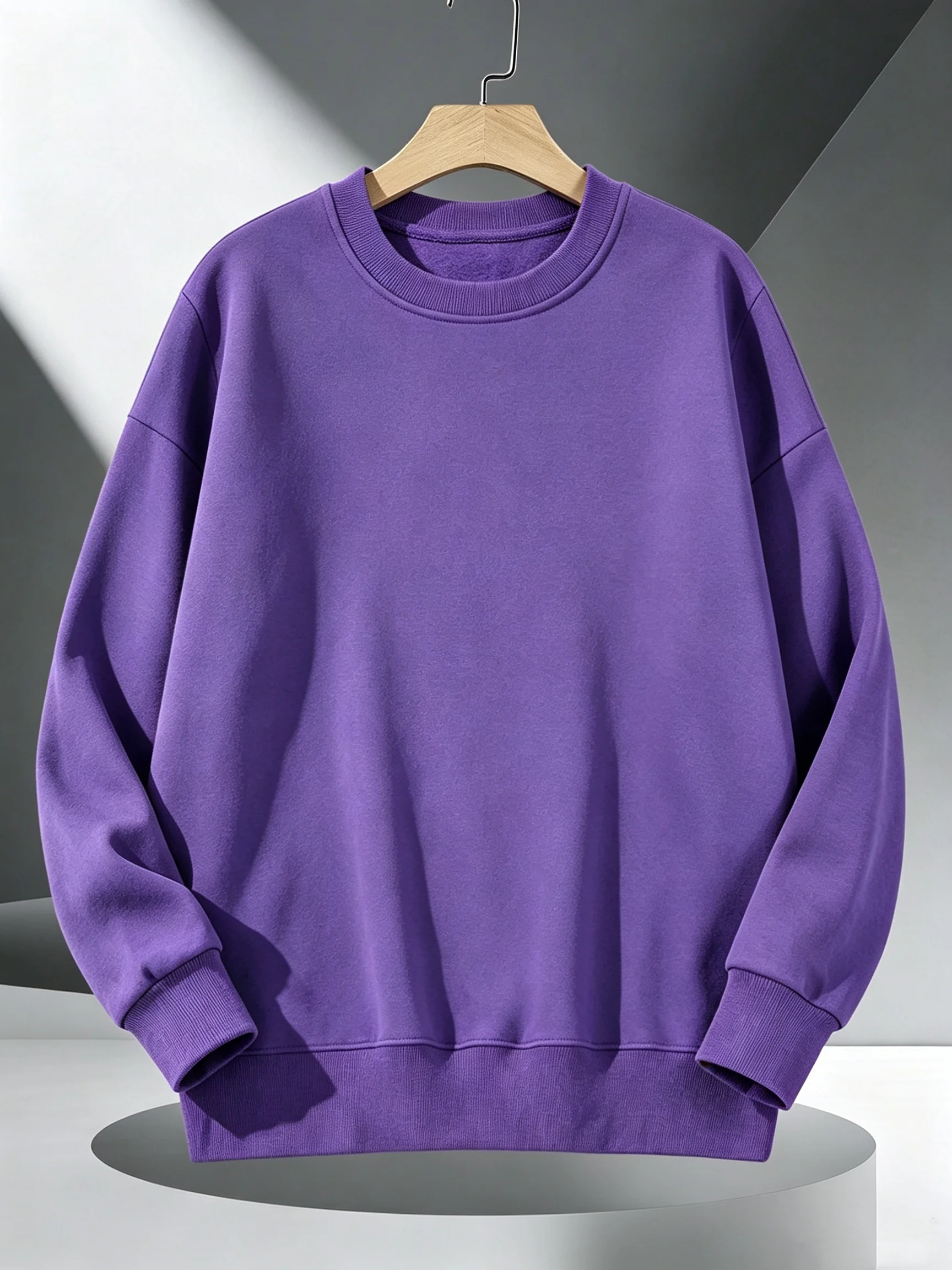 Koreanisches Oversize-Sweatshirt in Unifarbe für Damen, Streetwear, Rundhalsausschnitt, Y2K-Stil, Fleece-Pullover, lässige Herbstkleidung für Damen zum Joggen. – Detail 14