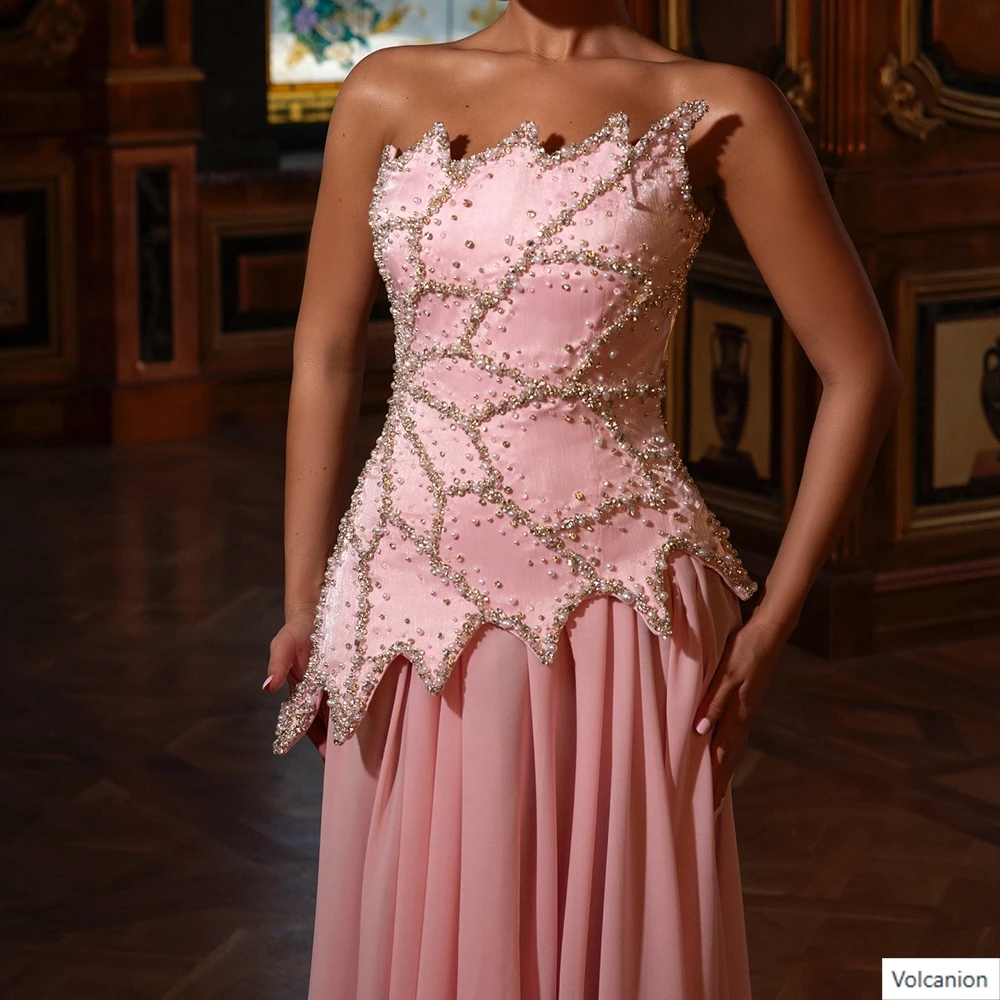 Maßgeschneiderte A-Linie-Abendkleider, bodenlang, trägerlos, ärmellos, Abendkleid, modisches, mit Perlen verziertes, schlichtes, drapiertes Partykleid mit Kristallen