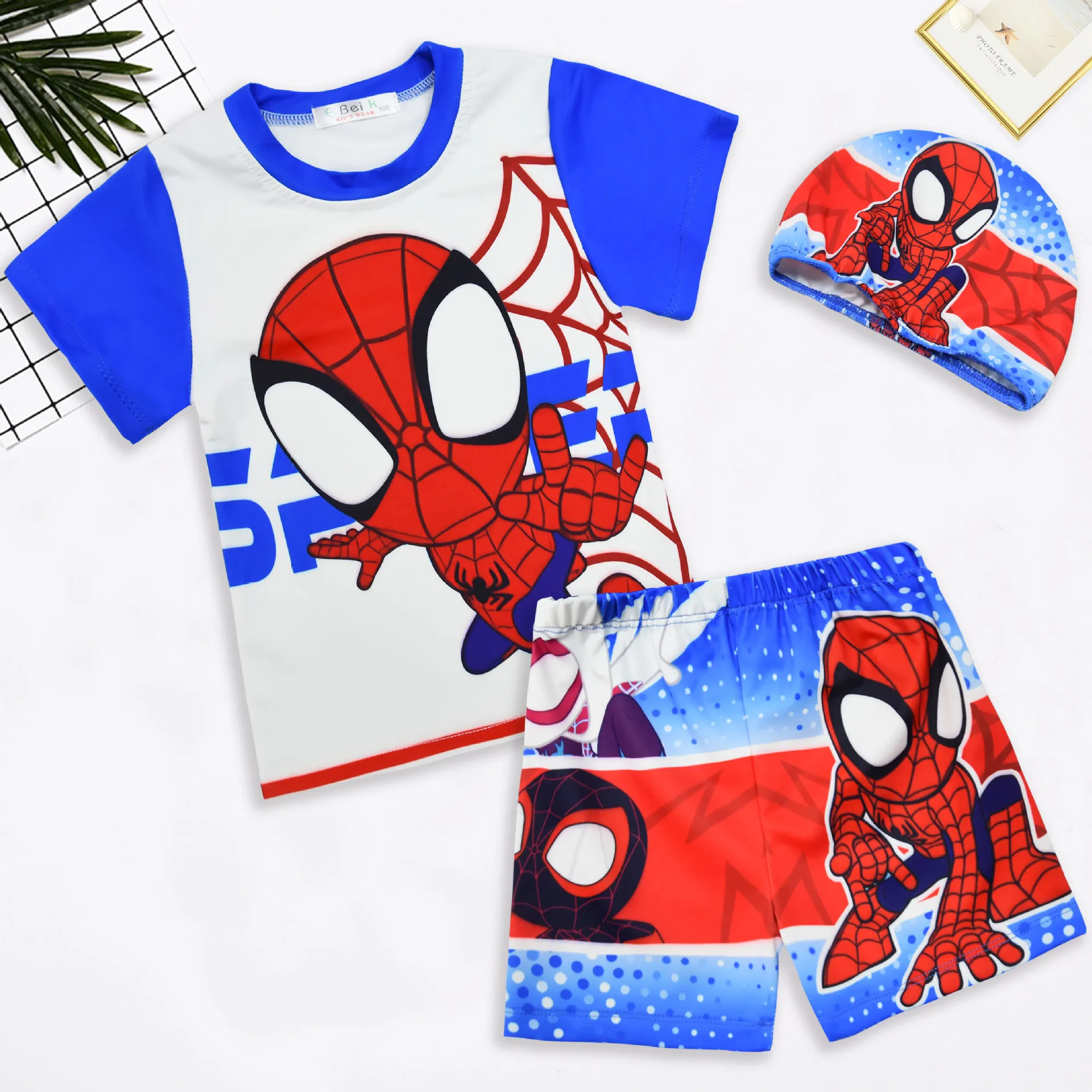 

2024 Three-piece Set Spiderman Print Swimsuit Children's Hot Spring Beach Swimsuit Swim Trunks Sportswear for Boys Swimwear