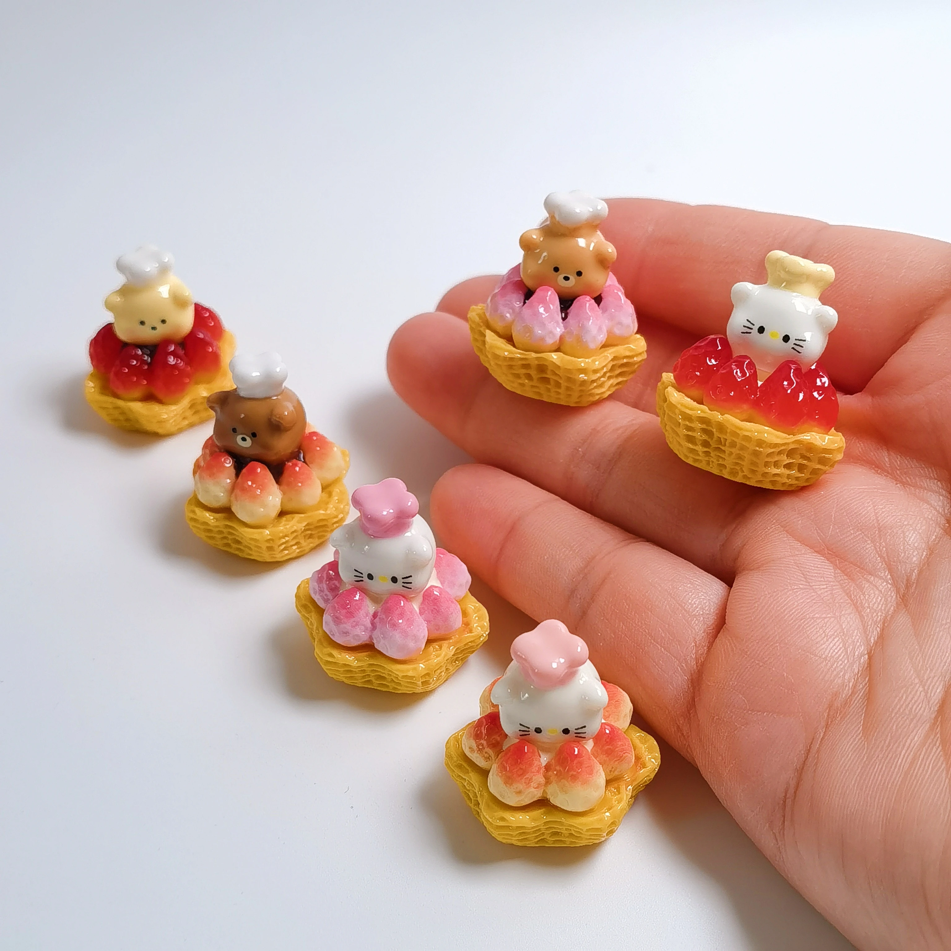 Kawaii Strawberry Bear Egg Tart Miniature Sweet Food Play Resin Cabochon DIY Dollhouse Kichen Play Decor Making Accessory