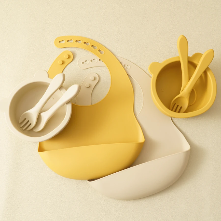 Wholesale Silicone Children Tableware Baby Feeding Set Silicone Sucker Bowl Dishes Plate Spoon Fork Waterproof Bibs Baby Stuff