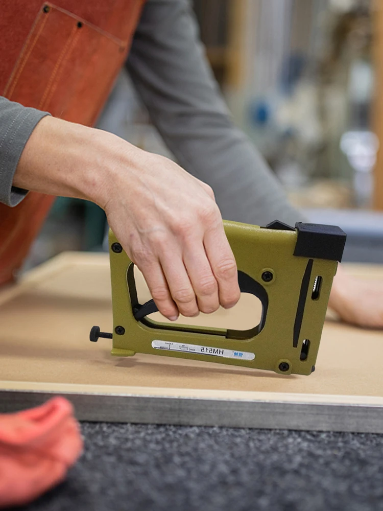 Point Driver Flexible Point Gun Tacker, leichtes Metall-Bilderrahmen-Werkzeug, Bilderrahmen-Hefter für Tischler, Heimwerker