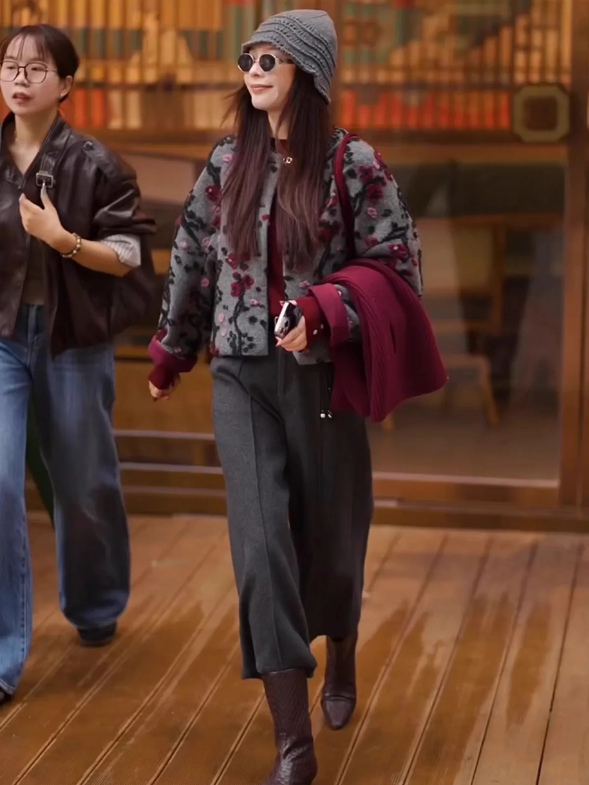 

Женский круглий джет с цветочной вышивкой в стиле ретро, корейская версия Ne ort Sle, высококачественное ощущение, осень 2021, мода