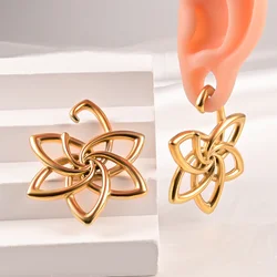 Vanku 2PCS Fashion Flowers Ear Weights for Stretched Hangers Heavy Hook for Ear Dangle Plugs Tunnels Piercing Gauges Jewelry