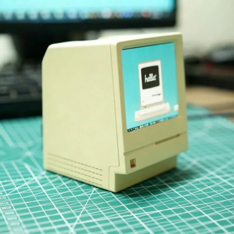 Vintage Classic Retro PC Case Replica 7 Inch Mini Auxiliary Display Desktop Ornament Secondary Screen