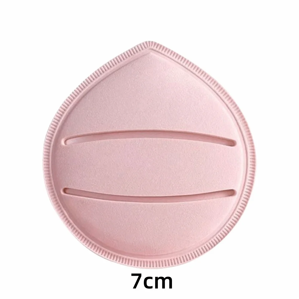 Puder do makijażu w dużych ilościach, gąbki do pudru z bawełny, przenośne gąbki do pudru na mokro/sucho, miękkie pędzle do makijażu.