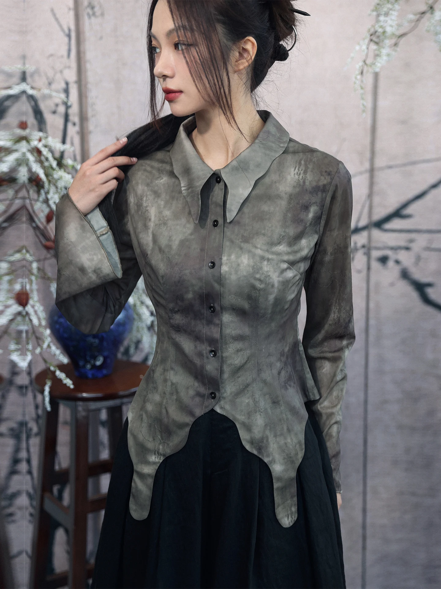 

Женская базовая блузка в китайском стиле с кружевными рукавами-колокол и оборками, дышащая, из полиэстера, с длинным рукавом, весенняя