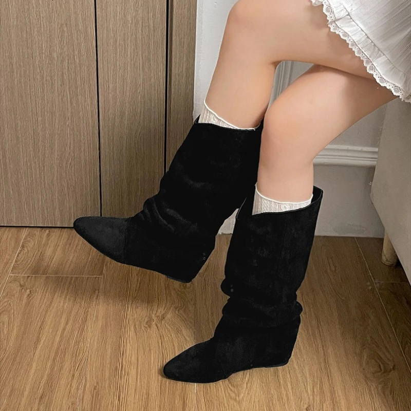Botas Altas Plisadas Vintage para Mujer, Modernas, con Punta en Pico, Plantilla Interna para Aumentar la Altura, Cálidas para Invierno, Diseño de Diseñador