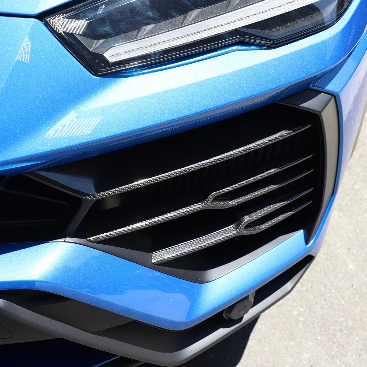 For Lamborghini URUS 2018-2021Carbon fiber front and rear bumper tuyere blade fender tuyere trim upgrade body Modification kit