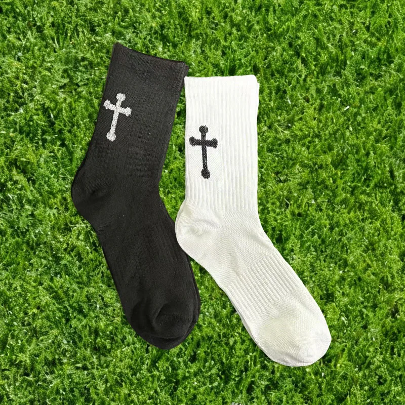 

Европейские размеры 38–44, 1/2/5 пар носков до середины икры с перекрестным принтом для мужчин и женщин