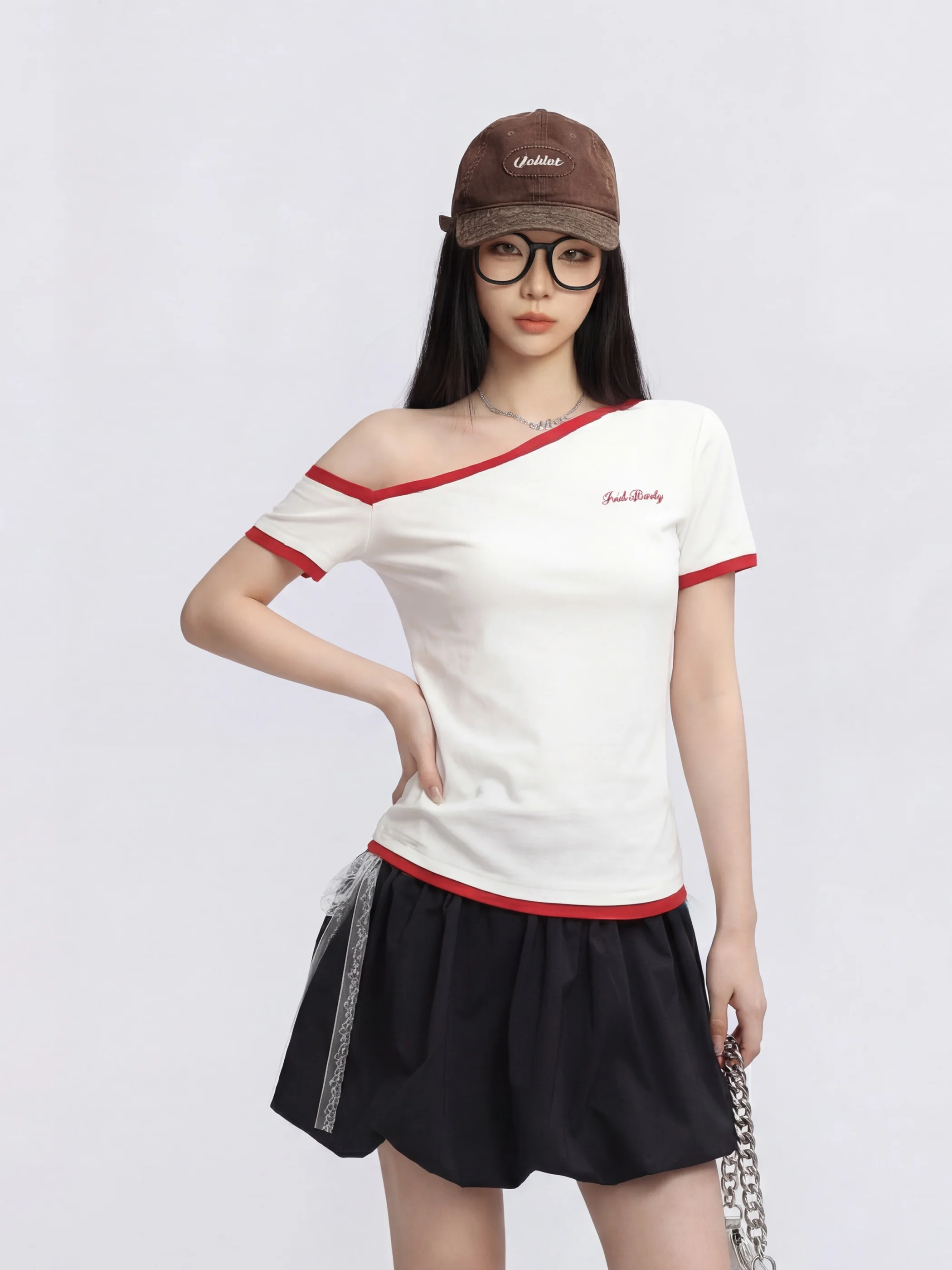 

Летняя женская футболка с открытыми плечами, в стиле пэчворк, с завышенной талией, повседневная, дышащая, из хлопка, с принтом Captain America.