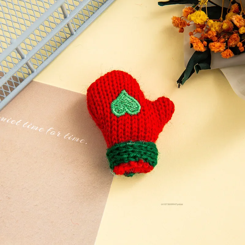 Pack De 2 Gorros Y 2 Bufandas De Navidad Para Muñecas De 25-30 Cm – Tejidos, Diseño Festivo