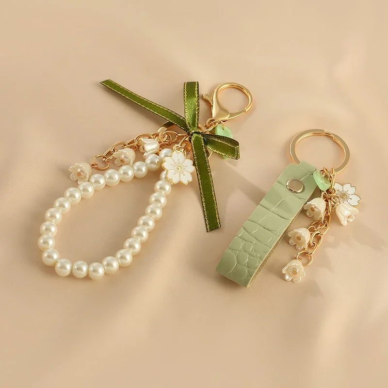 DREJEW 2025 Lily of The Valley Flower Leather Keychain for Women Korea Fashion Sweet Key Chains Green Fairycore Accessories