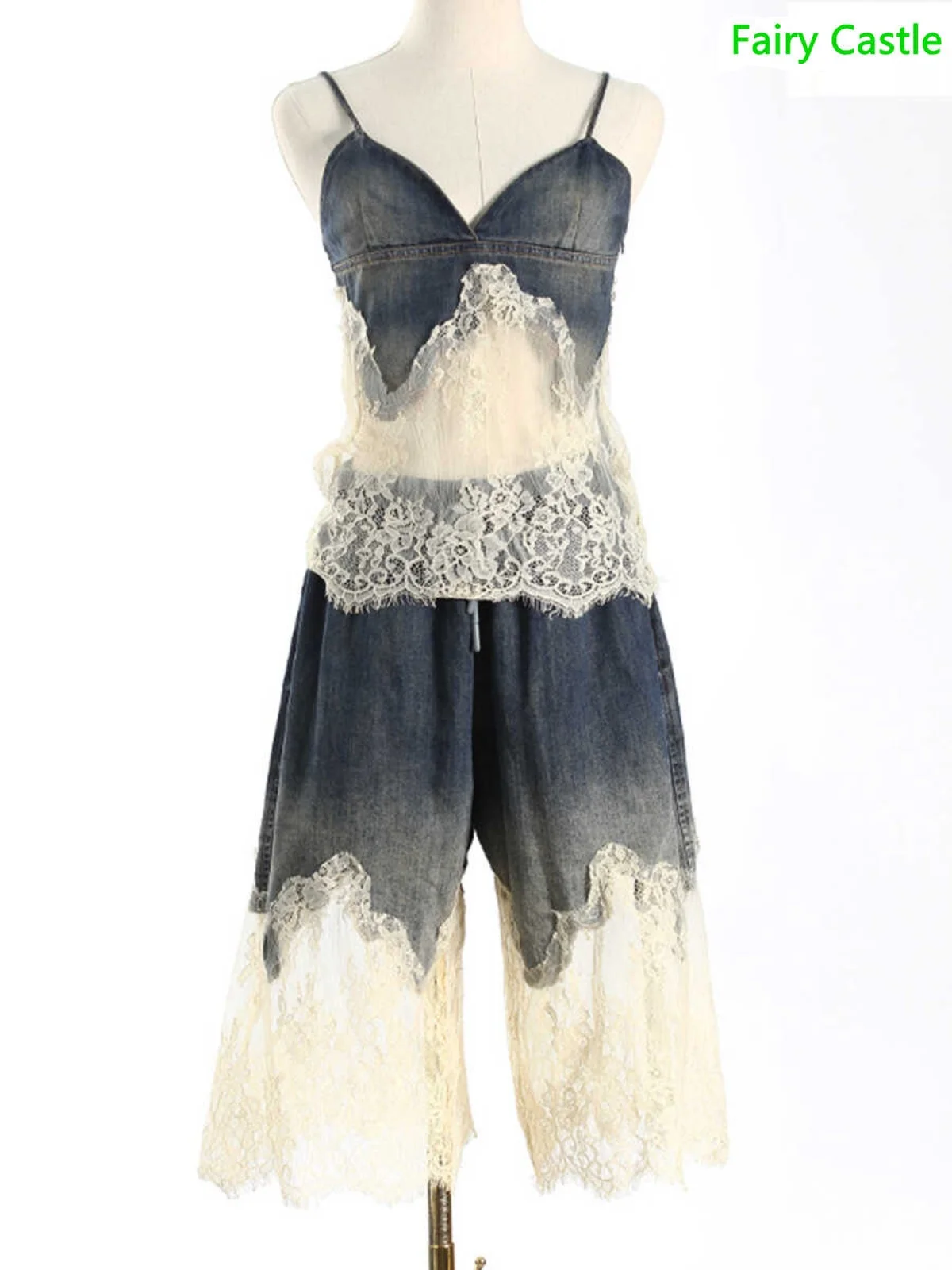 

Retro Washed Denim Halter Neck Vest with Drawstring Elastic Shorts Two Piece Set Fashionable Lace Splicing V-neck Top