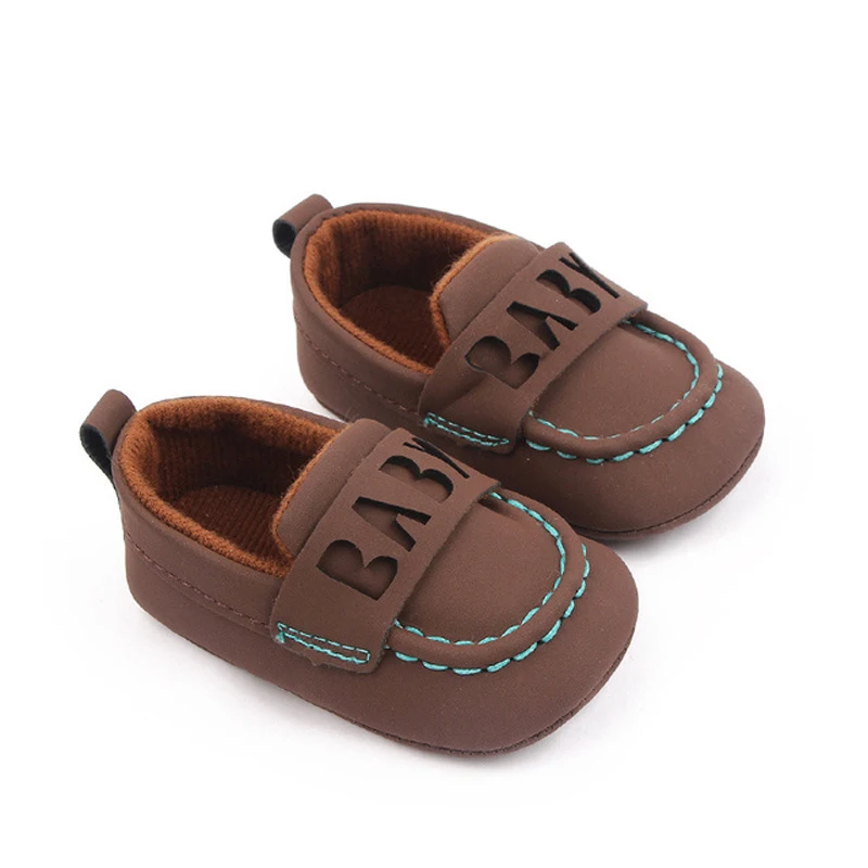 Mocassins en cuir à semelle souple pour bébés, chaussures CPull pour garçons, articles pour tout-petits, accessoires pour bébés, chaussures pour