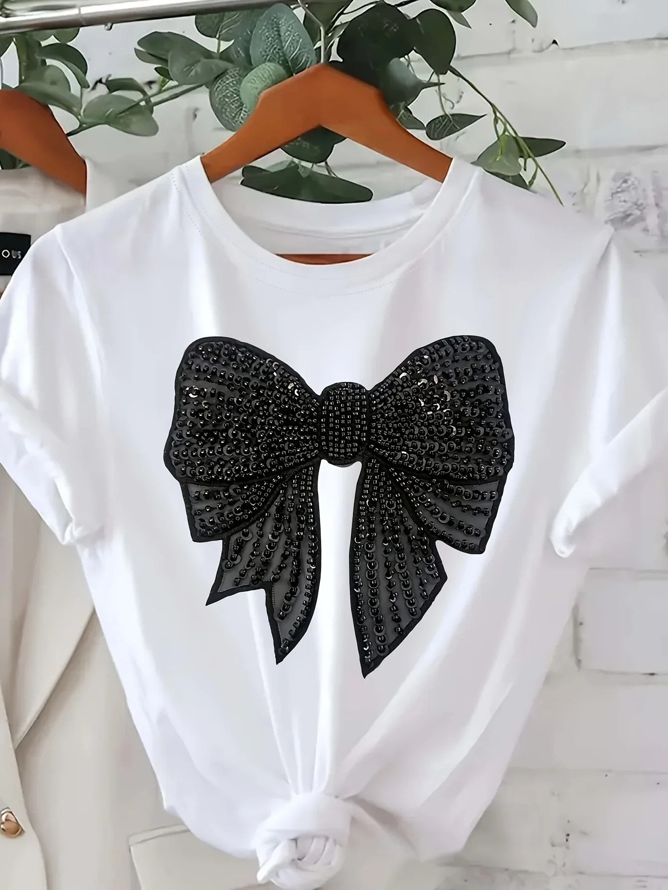 

Sparkling Black Bow Print Women T-Shirt Short Sleeve Casual Crew Neck Rhinestone Detail Ideal for All Seasons Women Clothes