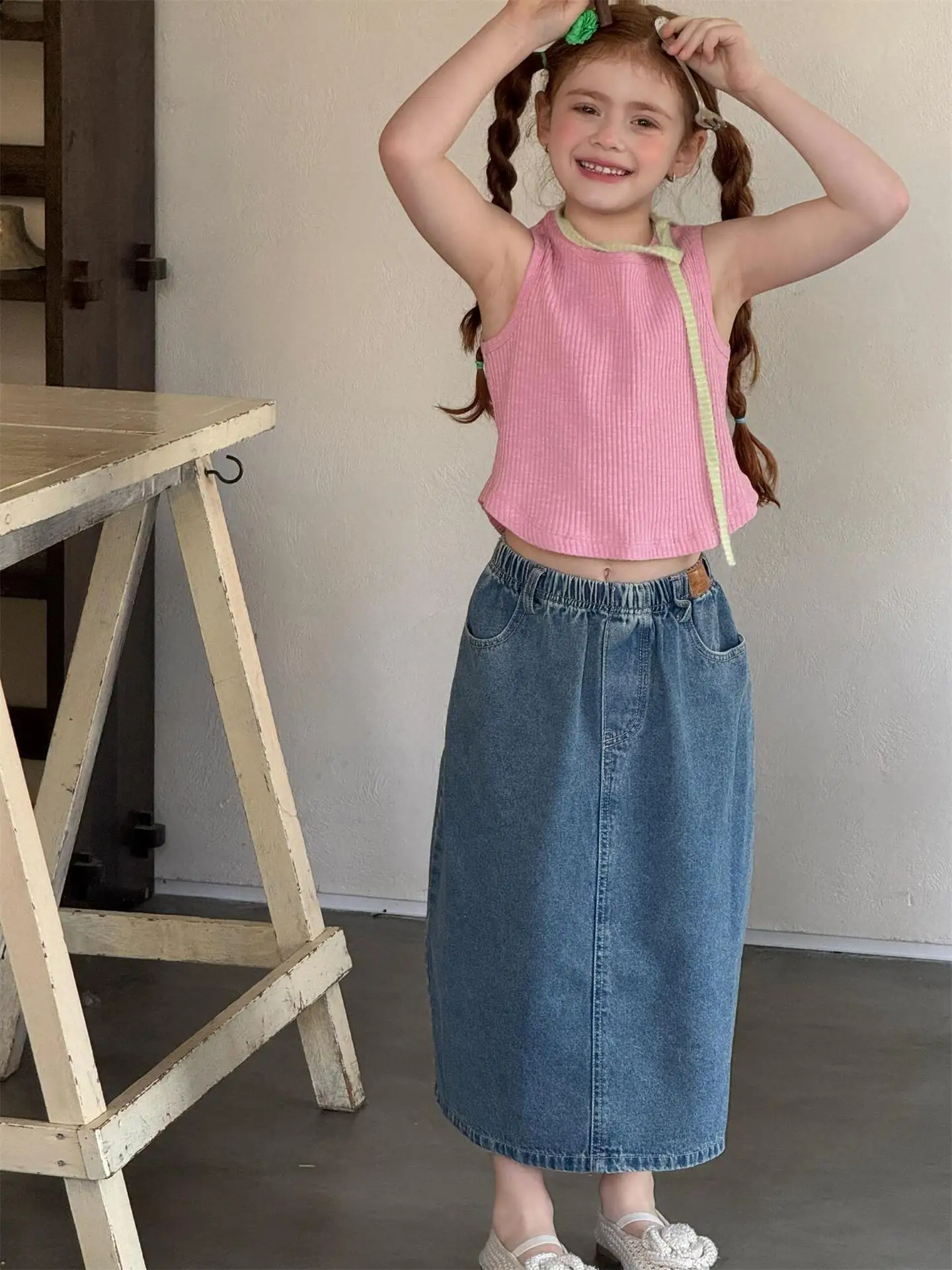

2026 Spring New Korean Girls' Tank Top Simple Solid Color Versatile Sleeveless Bottom Comfortable Kids Top