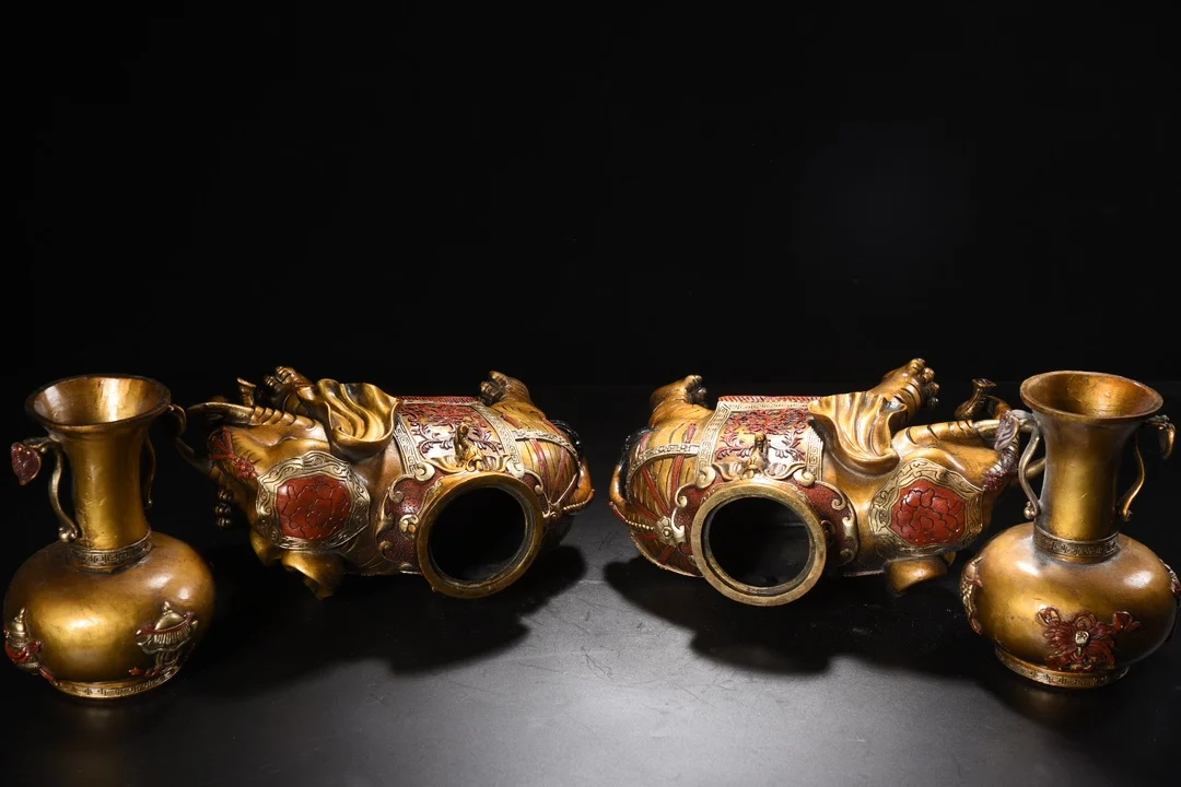 Old Xizang Folk Collection Old Bronze Painted Elephant Statue Taiping Elephant Vase A Pair Amass wealth Ornaments Town house
