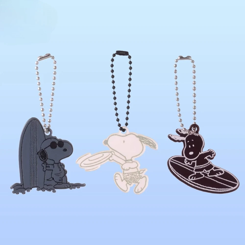 

Snoopy Cute Acrylic Keychain 3-Pack -Cool Cartoon Character Design, Durable Home/ Car Decorative Accessories, Gift for Fans 3pc