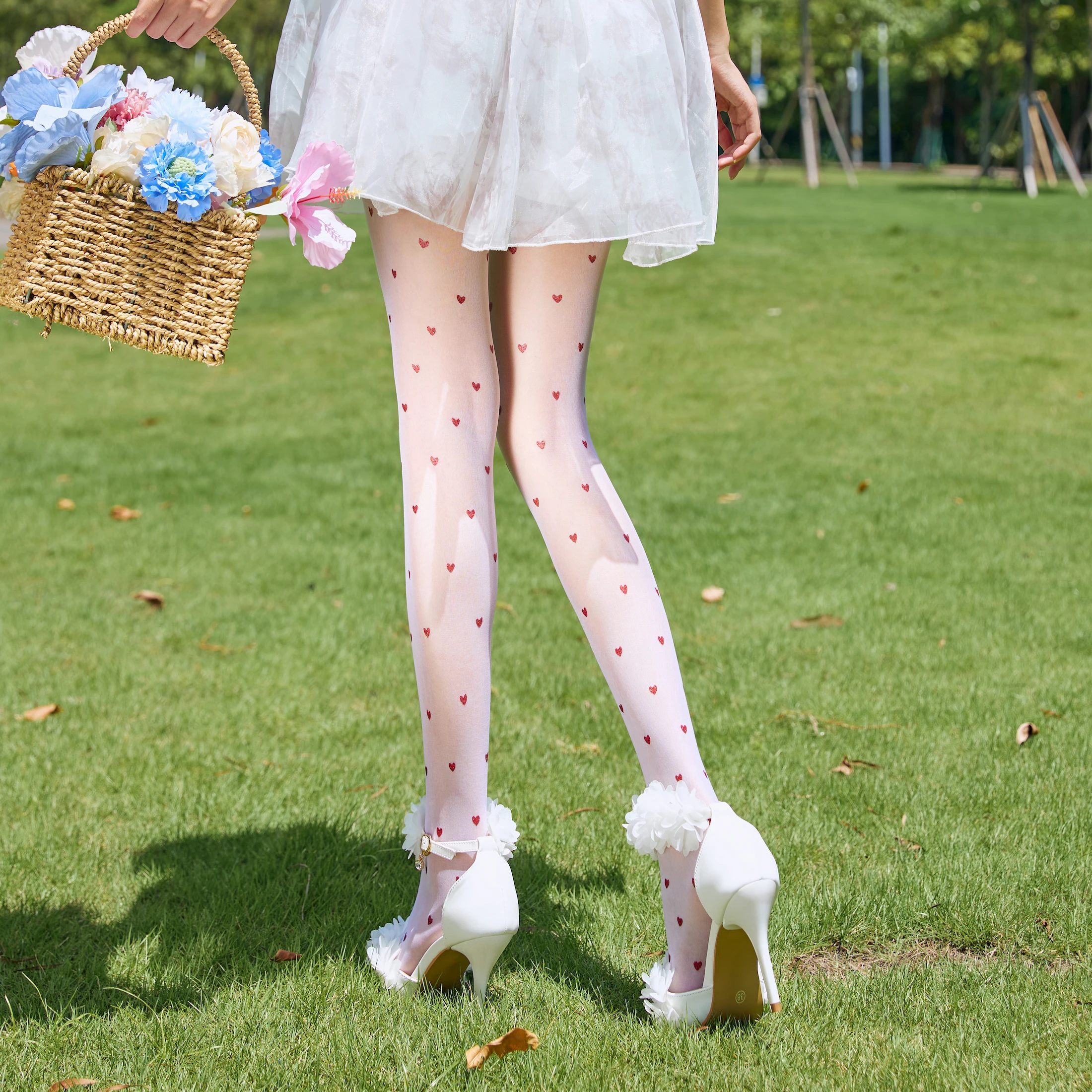 Cute lovely hearts New Designs tights print pantyhose for womens sheer white blue black gold pink red loves stockings