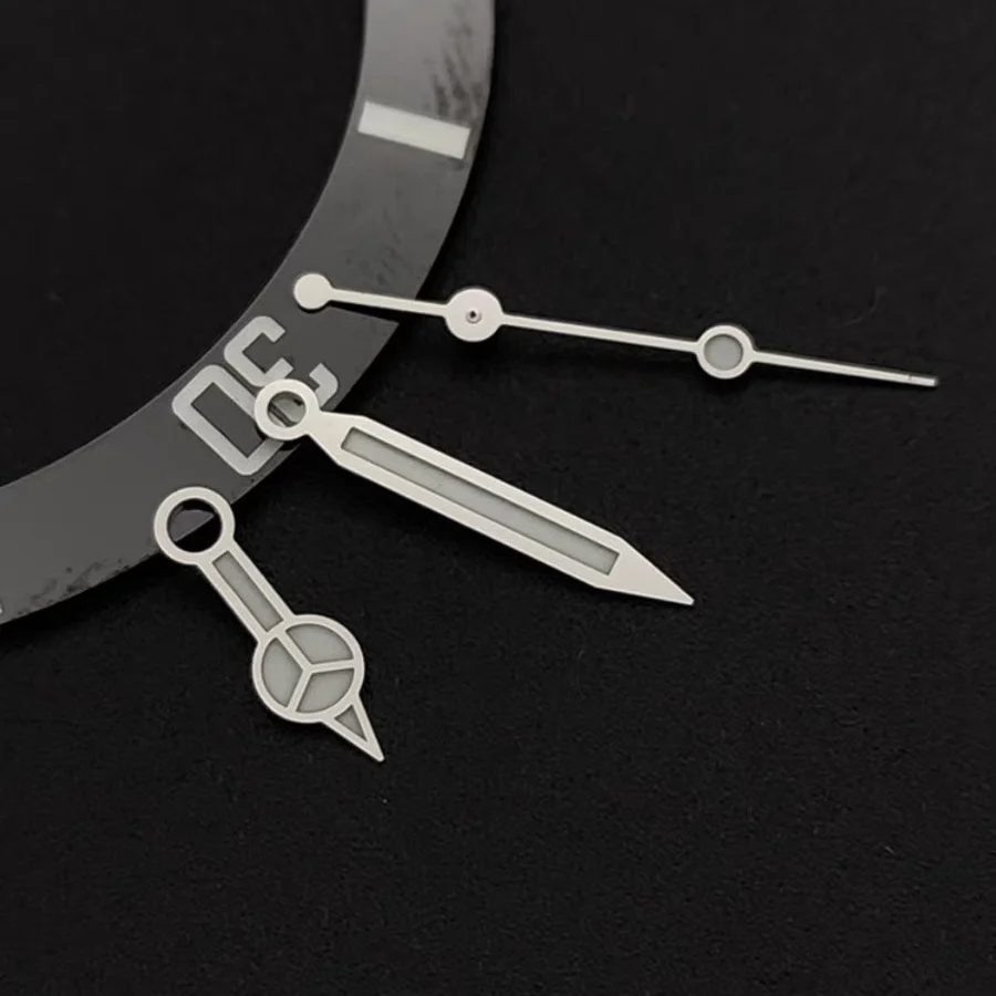 Compatible luminous hands for Submariner 16800, 16610, Sea-Dweller 16660, 16600. 3135, 3235 movements. Advanced luminous display