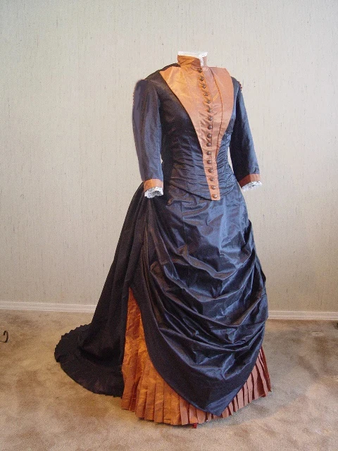 1860s Historical Victorian Bustle Ball Gown Vintage Ball Gown Renaissance Evening Dress Women's Noble French Prom Dress