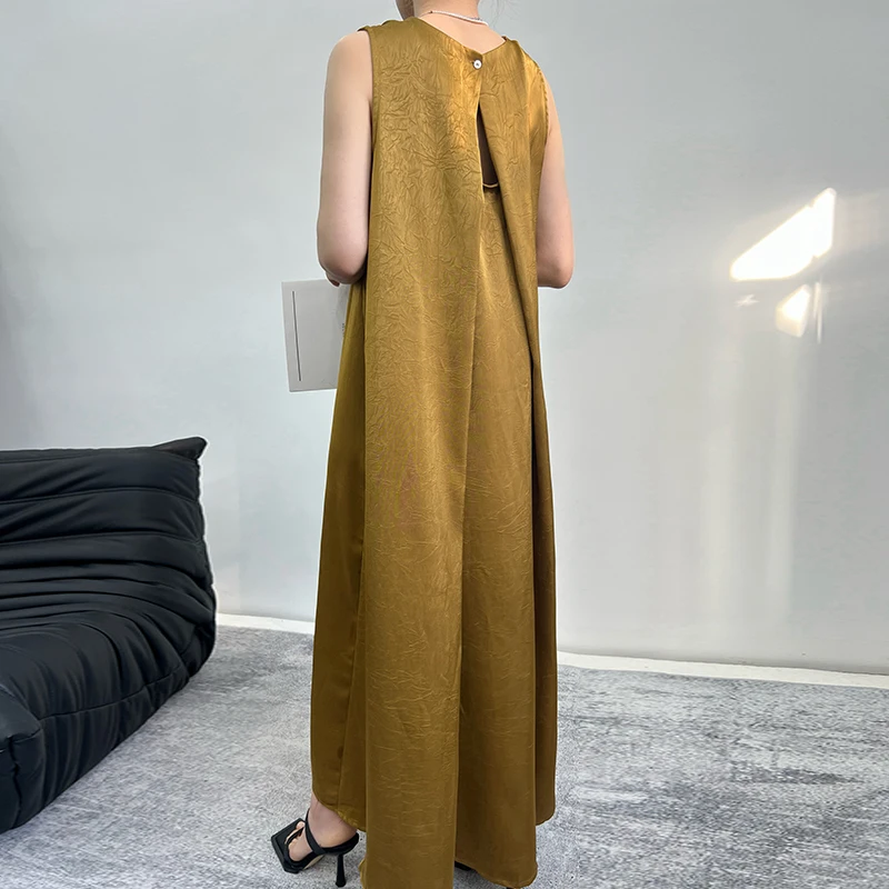 Vestido de seda para mujer, estampado de flores de color liso, cuello redondo, informal y transpirable, sin mangas, nuevo estilo primavera y verano 2025