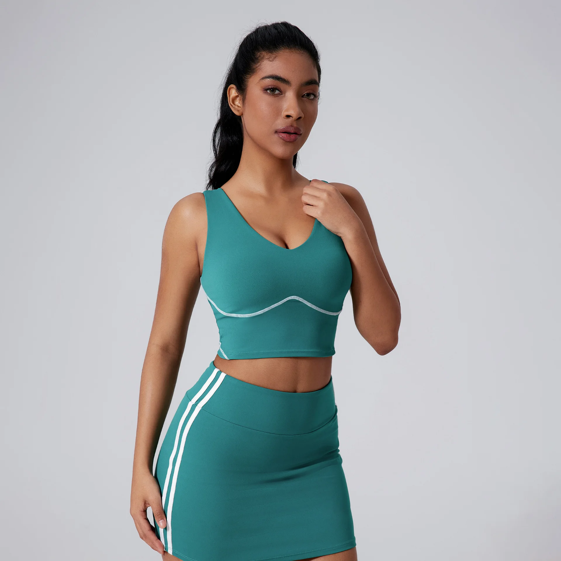 

Women's V - Neck Yoga Tank Top, Contrast - Trimmed Sleeveless Crop Vest, Stretch Gym Workout Fitness Activewear