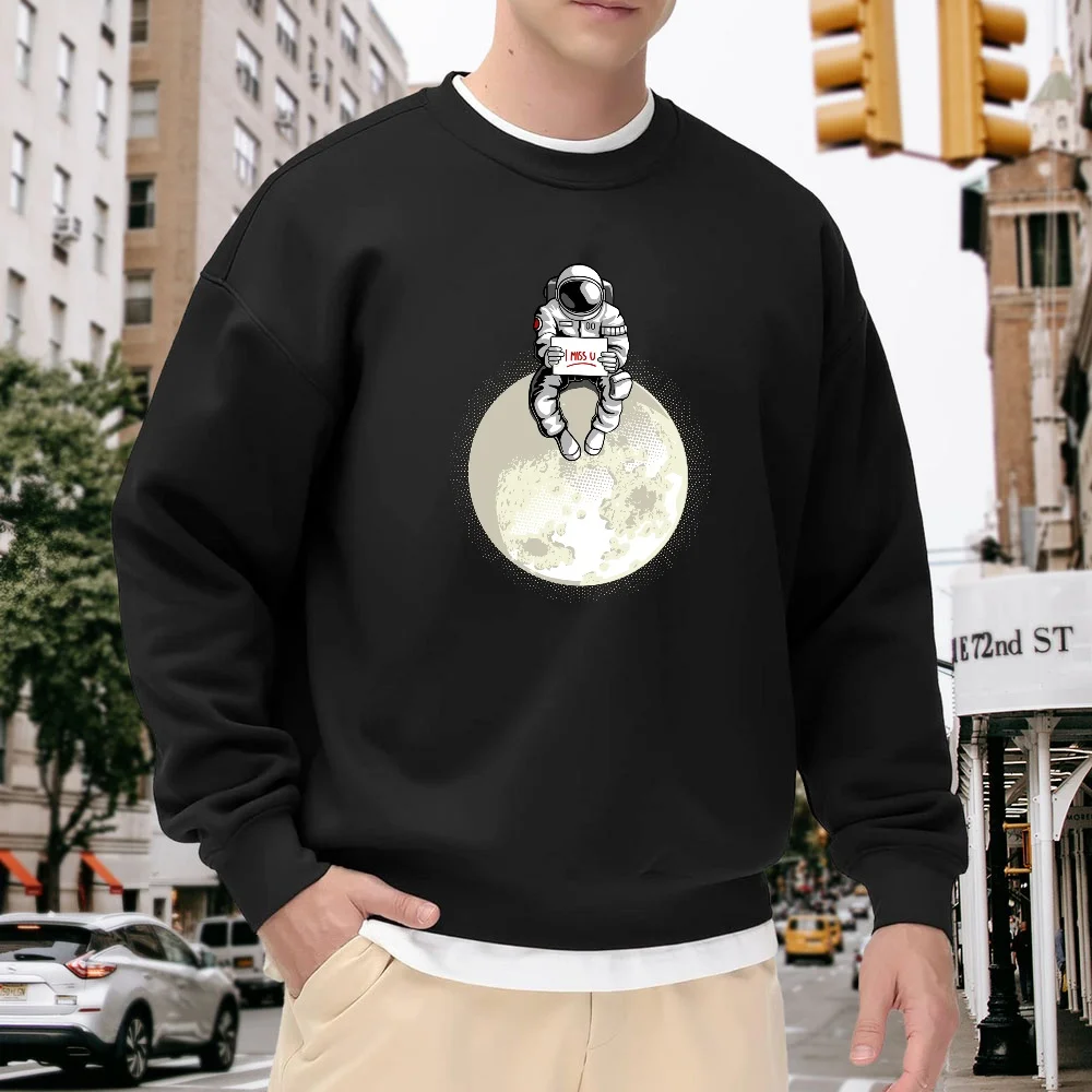 

Men's Black Crewneck Loose Sweatshirt with Astronaut Moon Print, Casual Versatile Trendy Street Style, Comfortable Soft Everyday Pullover for Outings and Sports