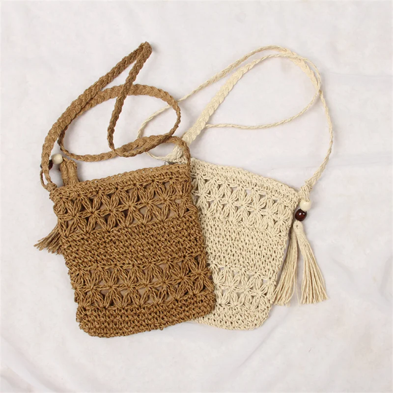 Hollow Women Messenger Bags Tassel Woven Shoulder Crossbody Bag Casual Beach Straw Bag For Women Bolsa Feminina