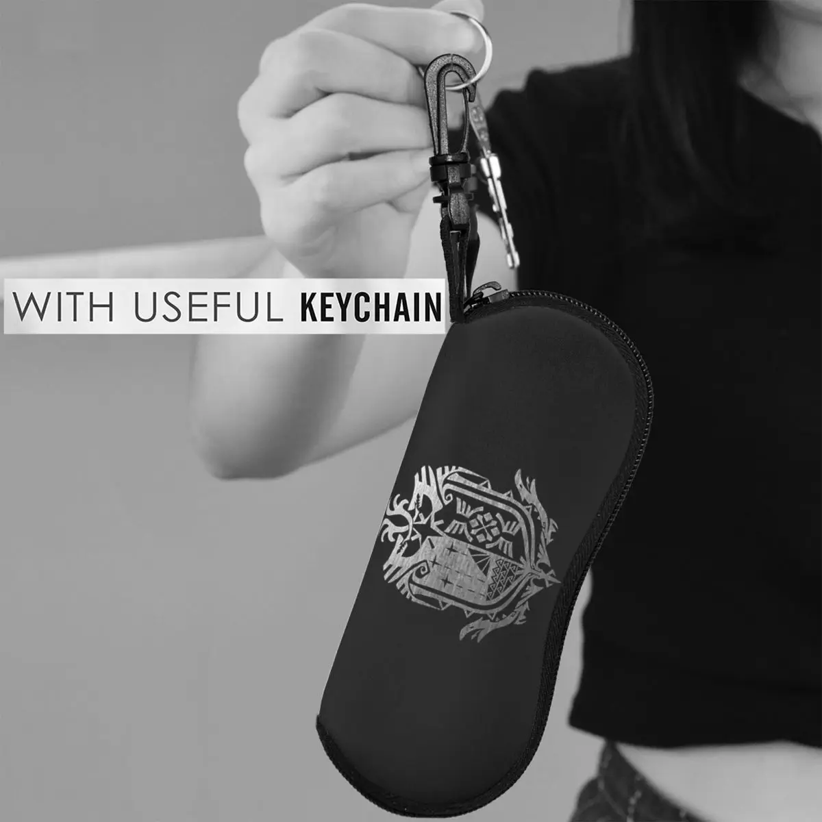 

Monster Hunter World Shell Glasses Case Protective Sunglasses Box Women Men Soft Eyeglasses Bag Pouch