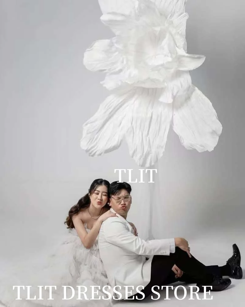 فستان زفاف TLIT أنيق أبيض متدرج من التول بدون حمالات فساتين حفلات كورية فستان الزفاف صور تبادل لاطلاق النار مخصص مشد الظهر