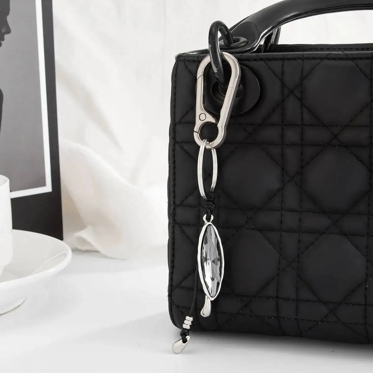 Salircon Mode Acryl Strass Liebe Herz Anhänger Schlüsselbund Schnalle Geldbörse Charme Handgemachte Tasche Zubehör Tasche Ornamente Schmuck