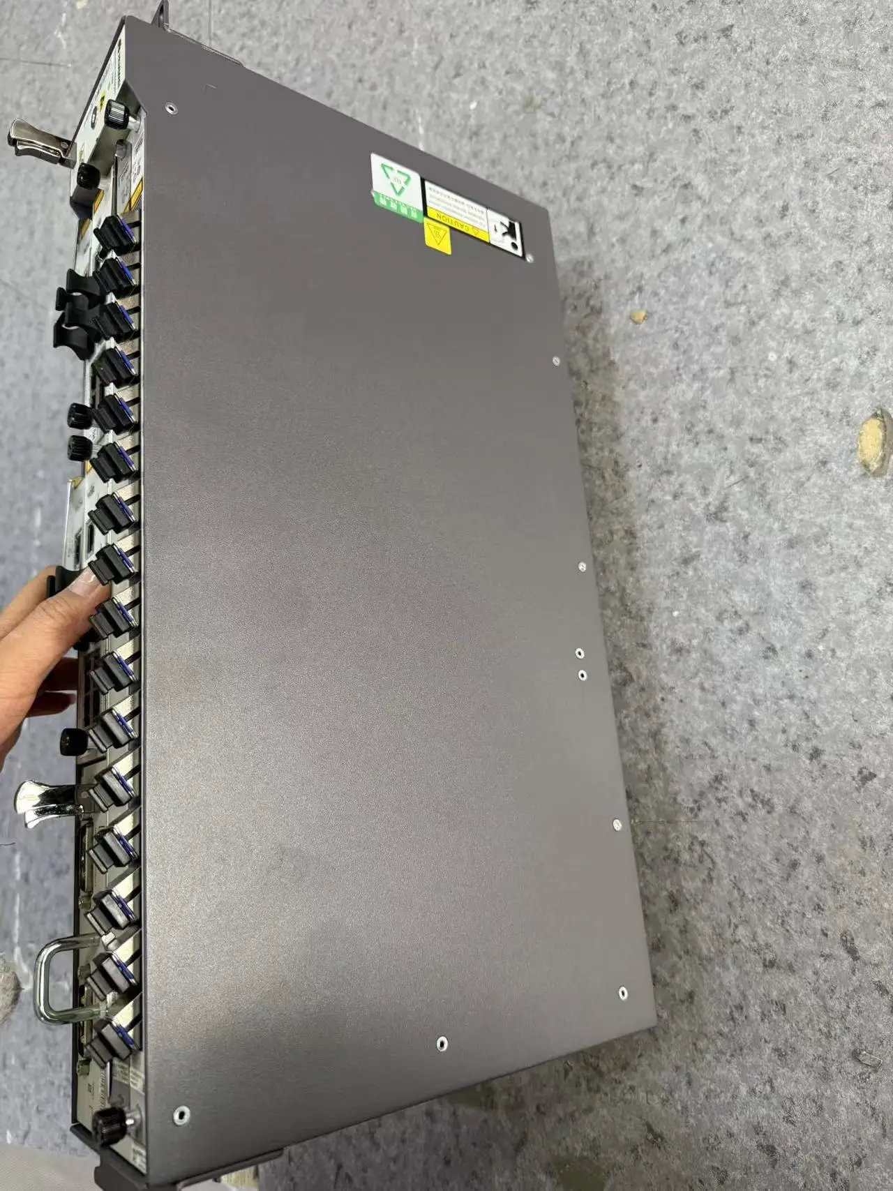 

MA5608T MPWC*1+MCUD1*1, сервисная плата GPFD с 16 портами Gigabit (C++)