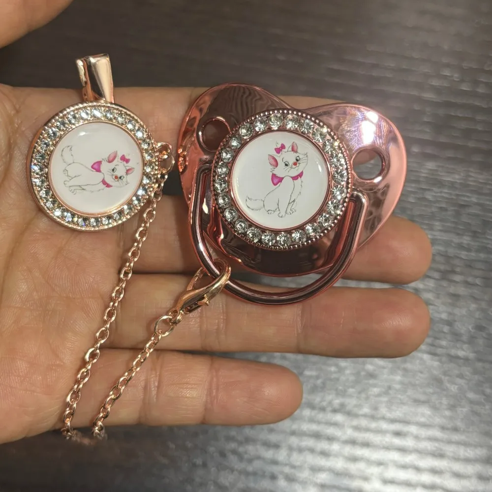 

Shiny Baby Nipple Cute pacifier and pacifier Holder BPA-Free Material for Maternal and Infant Products Unique Design Baby Gift