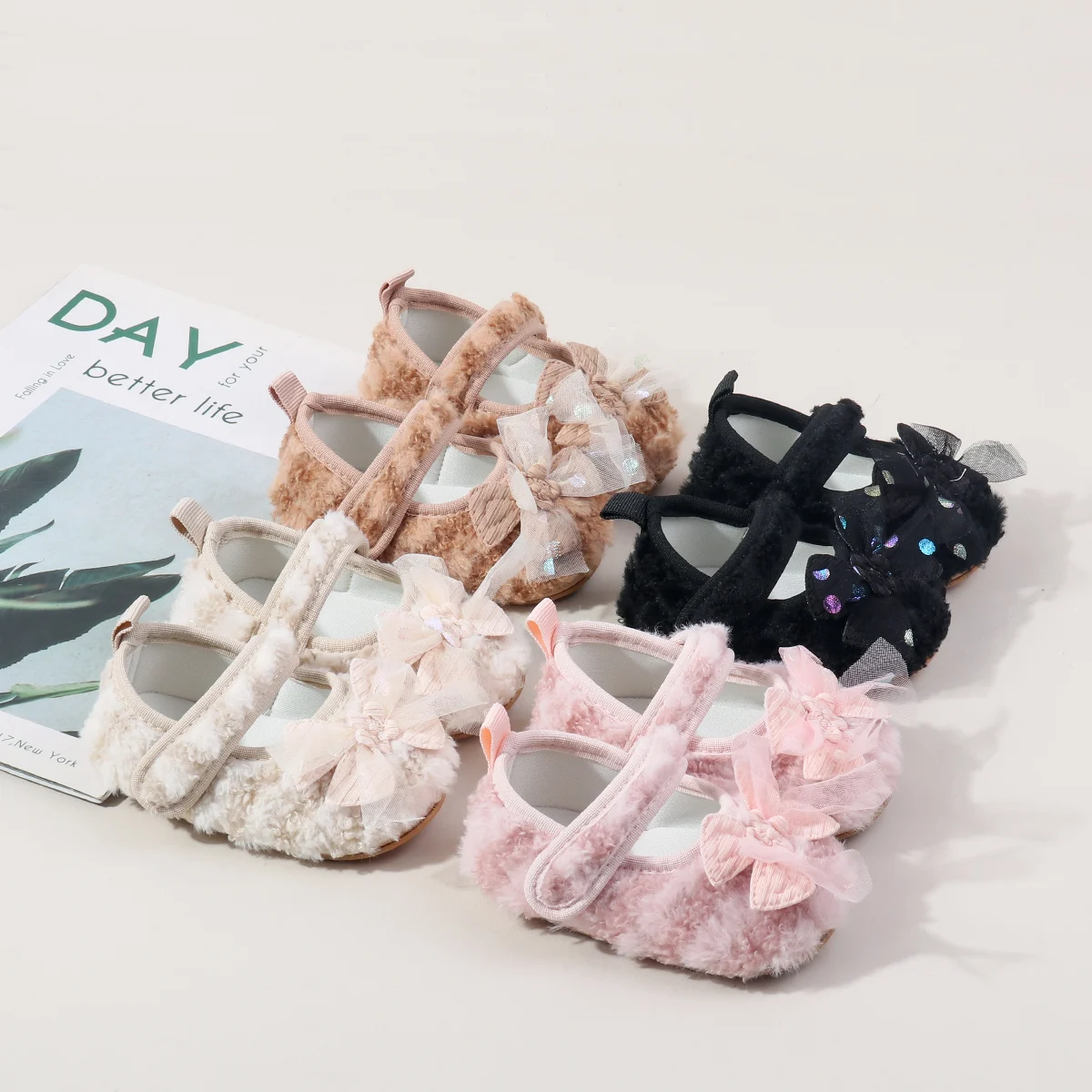 

2025 Autumn And Winter Baby Girls First Walking Indoor Outdoor Toddler Shoes With High Quality TPR Sole Four Colors