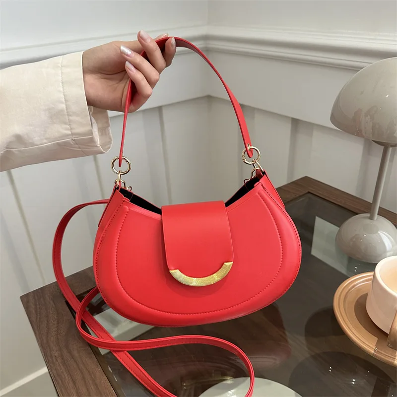 

Fashion Women Saddle Armpit Bag Commute Bag Single Shoulder Autumn Crossbody Bag Style Textured Handbag Small Leather Square Bag