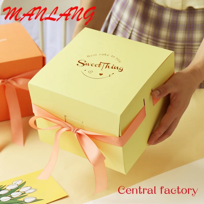 Custom  Custom cake packaging box bakery folding gift box paper bag for cake box