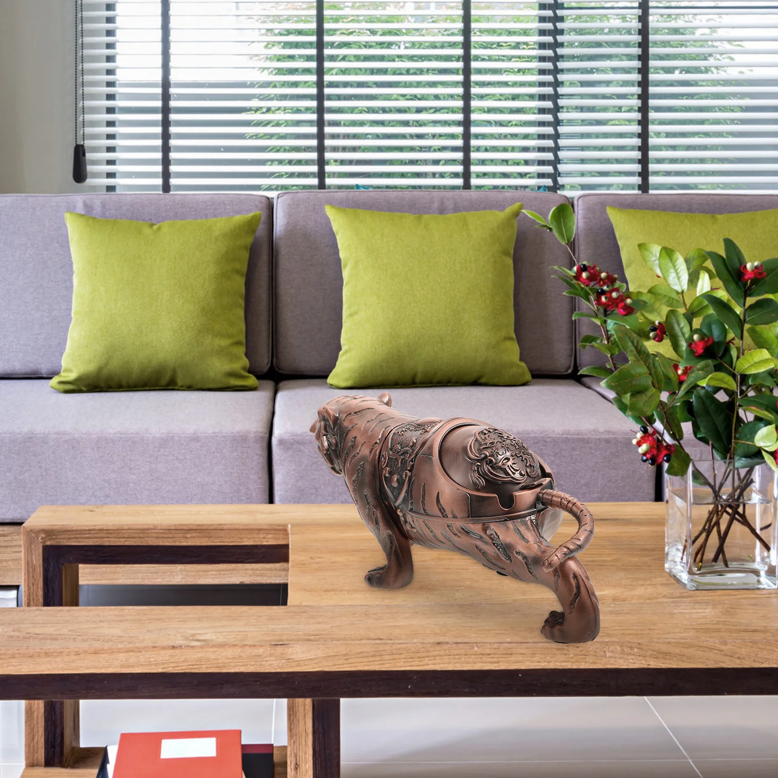 

Decorations Tiger Shaped Ashtray Ornament Home Restaurant Use Lidded Desktop Creative