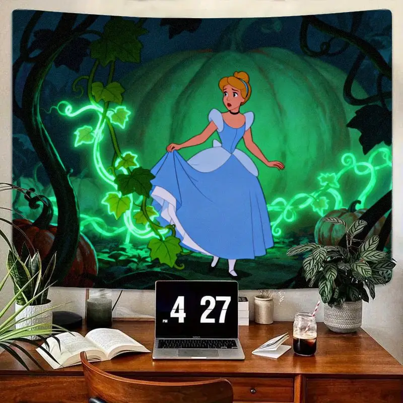 

1 шт., волшебный светящийся гобелен с тыквой Золушки Диснея, синее платье, настенный художественный декор принцессы, сказочный декор из полиэстера, подарок для комнаты