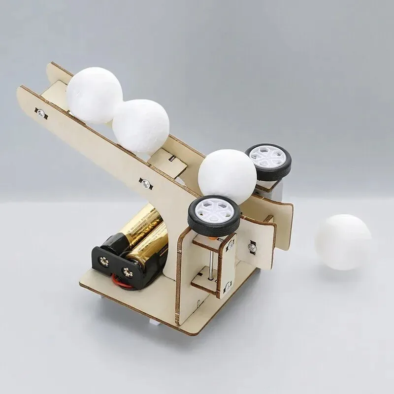 DIY Automatic Feeding Machine Assembly Handcraft, Kinetic Transmission Mechanical Desktop Ornament, Mini Machinery Display Decor