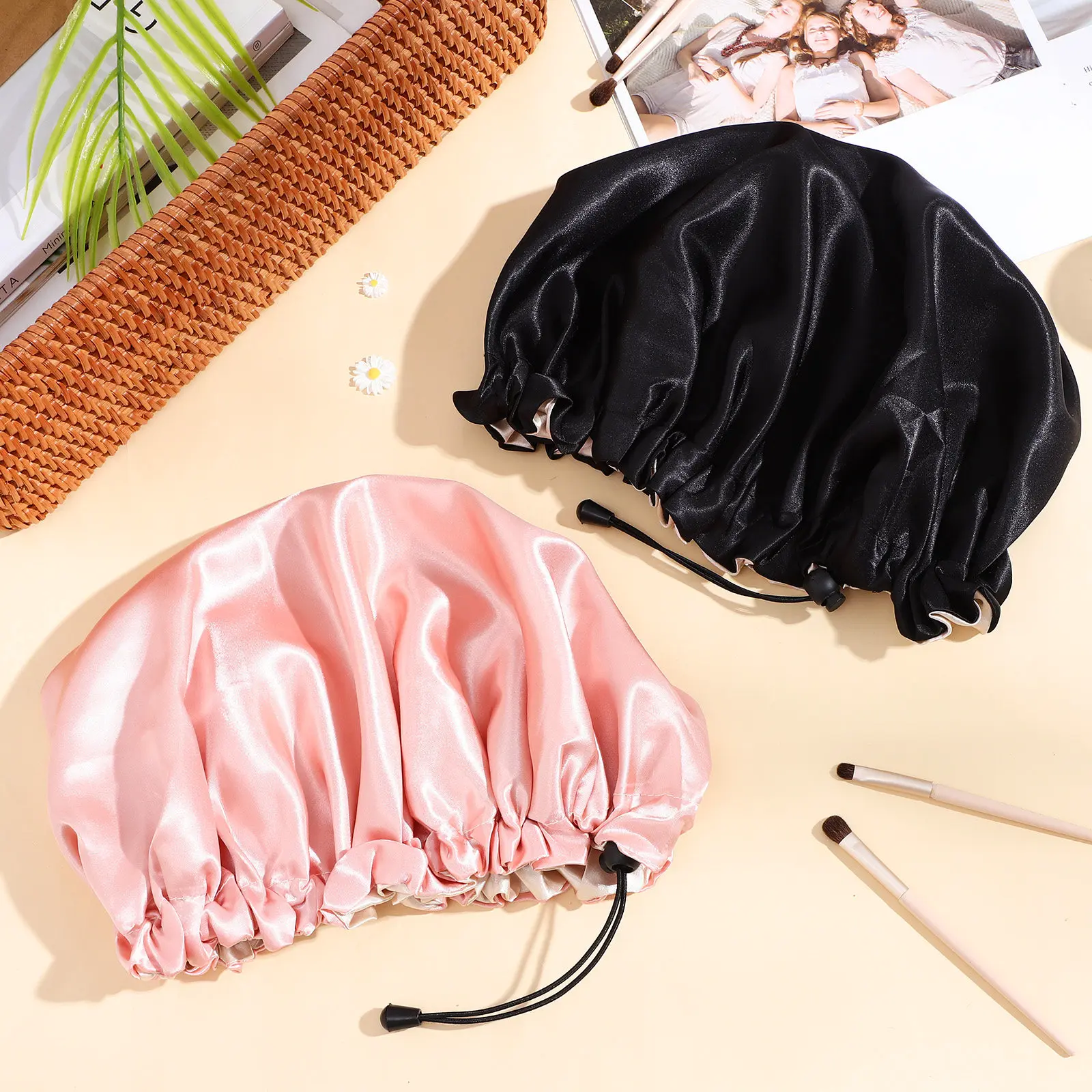 

Набор из 4 атласных шапочек для сна: мягкие, удобные, регулируемые, для защиты волос, для женщин и мужчин, черные