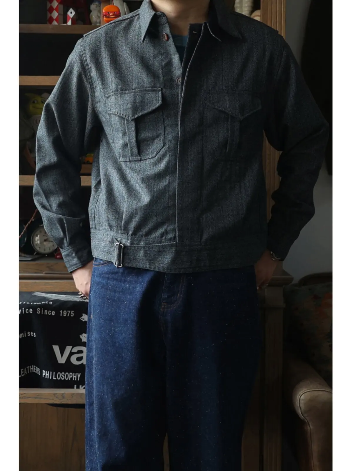 

Куртка Secondorder SS24 Battledress Pepper Salt P37 в охотничьем стиле с утянутой талией, укороченная