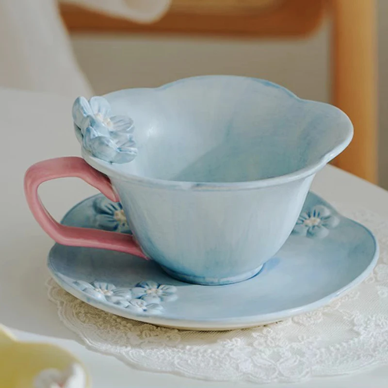 

Керамическая кофейная чашка с тиснением лепестков, блюдце, домашняя чашка для завтрака, хлеба, молока, современный послеобеденный чай, изысканная чашка для чая, офисная кружка для дома