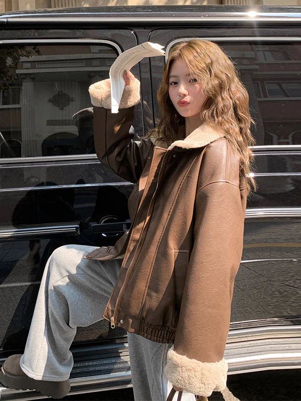 Thiened ort ラムファージャケット レディース 冬用アウター レトロ PU レザーコート 暖かい カジュアル ルーズフィット ジッパー開閉 カラー