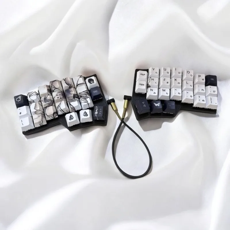 Corne Split Keyboard Wired Single Mode Hot Swap Customized Split Ergonomic Keyboard Gaming Office Mechanical Keyboard DIY Gift
