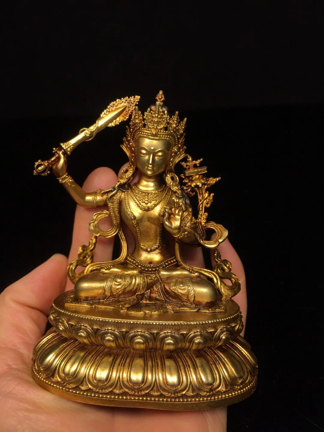 

Tibetan bronze Buddha gilded painted painted face Tara Manjusri Bodhisattva Guanyin home hall supplies small size ornaments 10cm