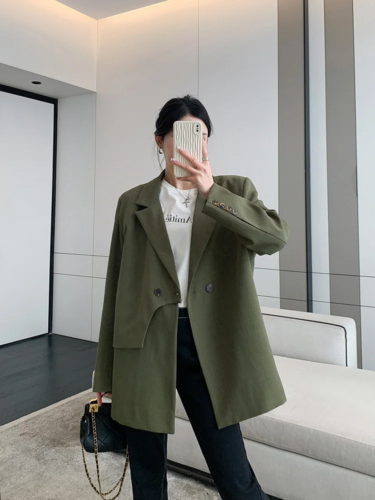 [EAM] Women Green Irregular Big Size Casual Blazer New Lapel Long Sleeve Loose Fit Jacket Fashion Spring Autumn 2024 1DF5044